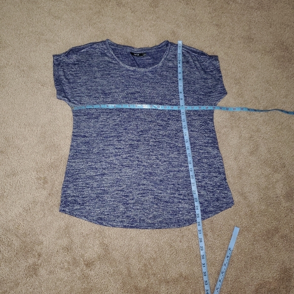 Apt.9 M marled blue and grey cold shoulder cozy knit medium weight top - Picture 7 of 7